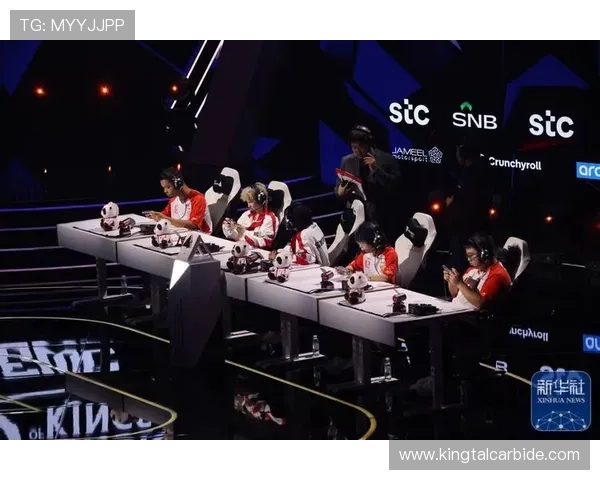 《全球电竞赛季开启新篇章 各大战队备战冲刺年度总决赛》