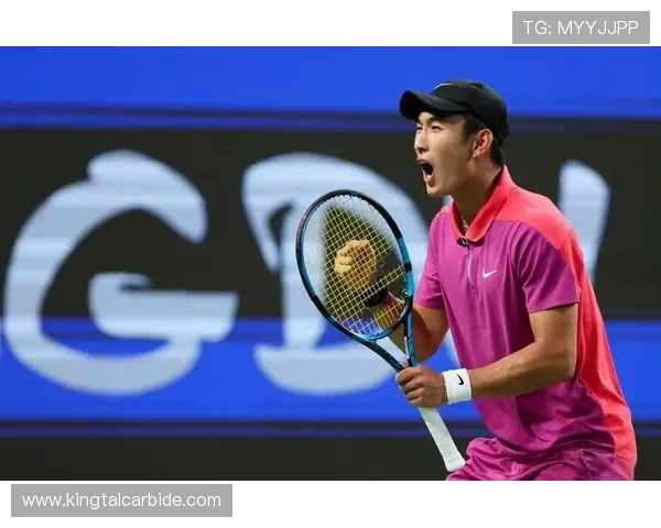 世界网球盛宴揭幕 新星崛起与老将争锋激烈上演