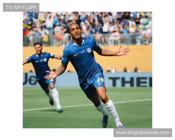 切尔西俱乐部宣布重磅引援新星加盟球队开启新赛季备战计划