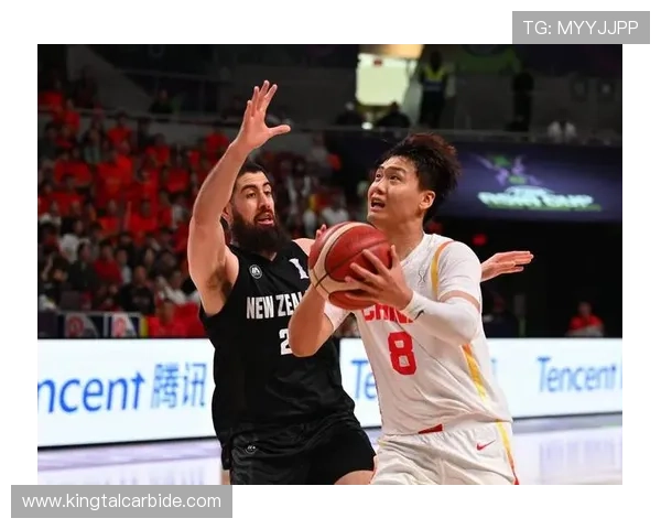 中国男篮逆袭战胜澳大利亚，挺进亚洲杯四强创历史新高