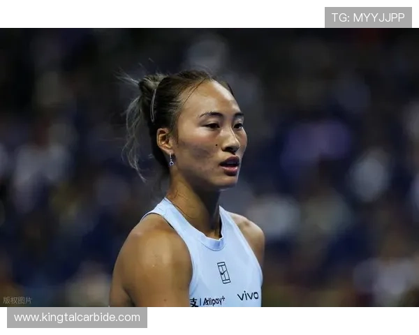 网球赛场激战正酣 世界顶级选手争夺年终总决赛席位